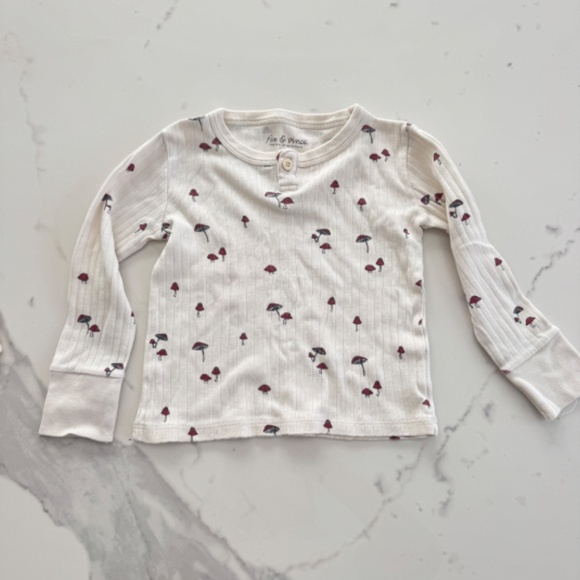 Fin & Vince Toadstool Long John Outfit Henley Shirt & Leggings - Picture 2 of 8